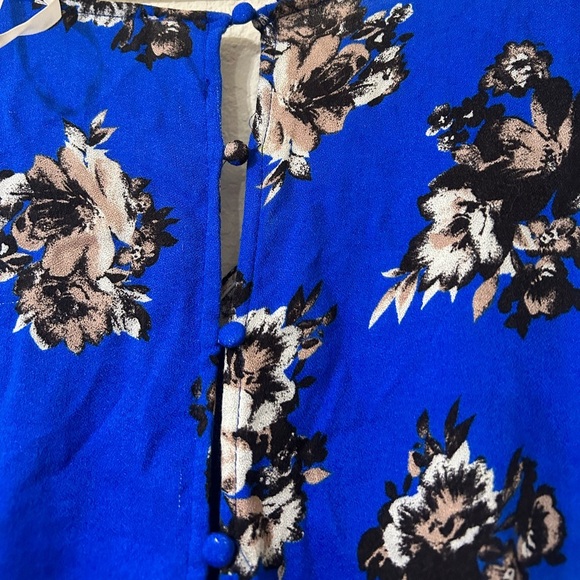 NWT Altar'd State Floral Blue Long Sleeve Romper Jumpsuit Size Large Snap Button - Picture 4 of 12